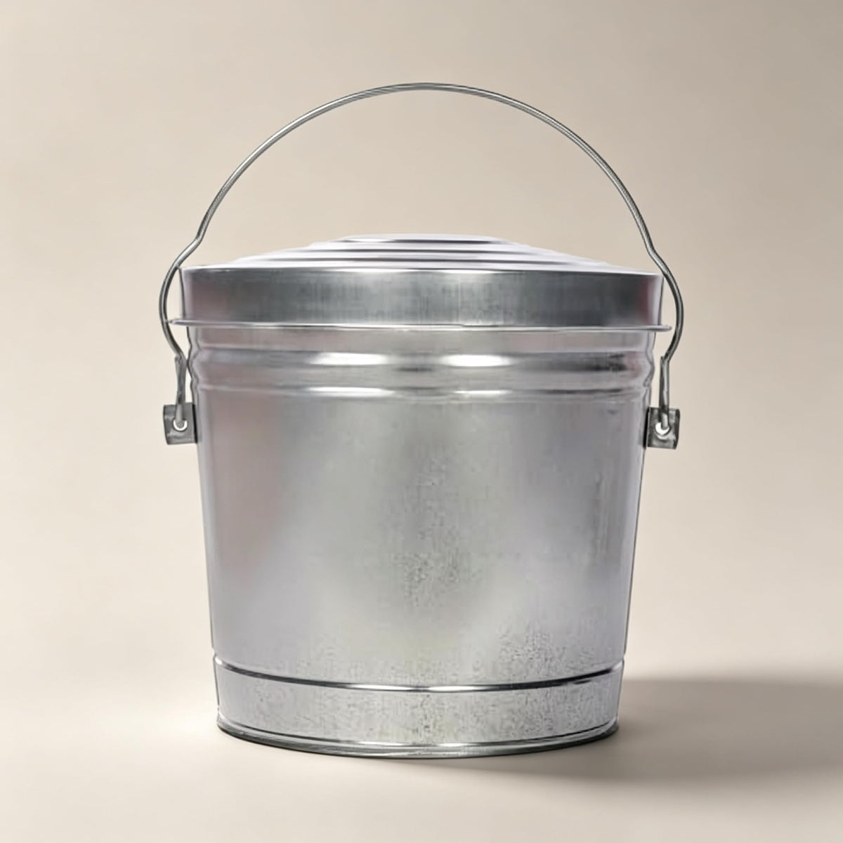 6 Gal Galvanized Metal Bin Locking Lid C38944