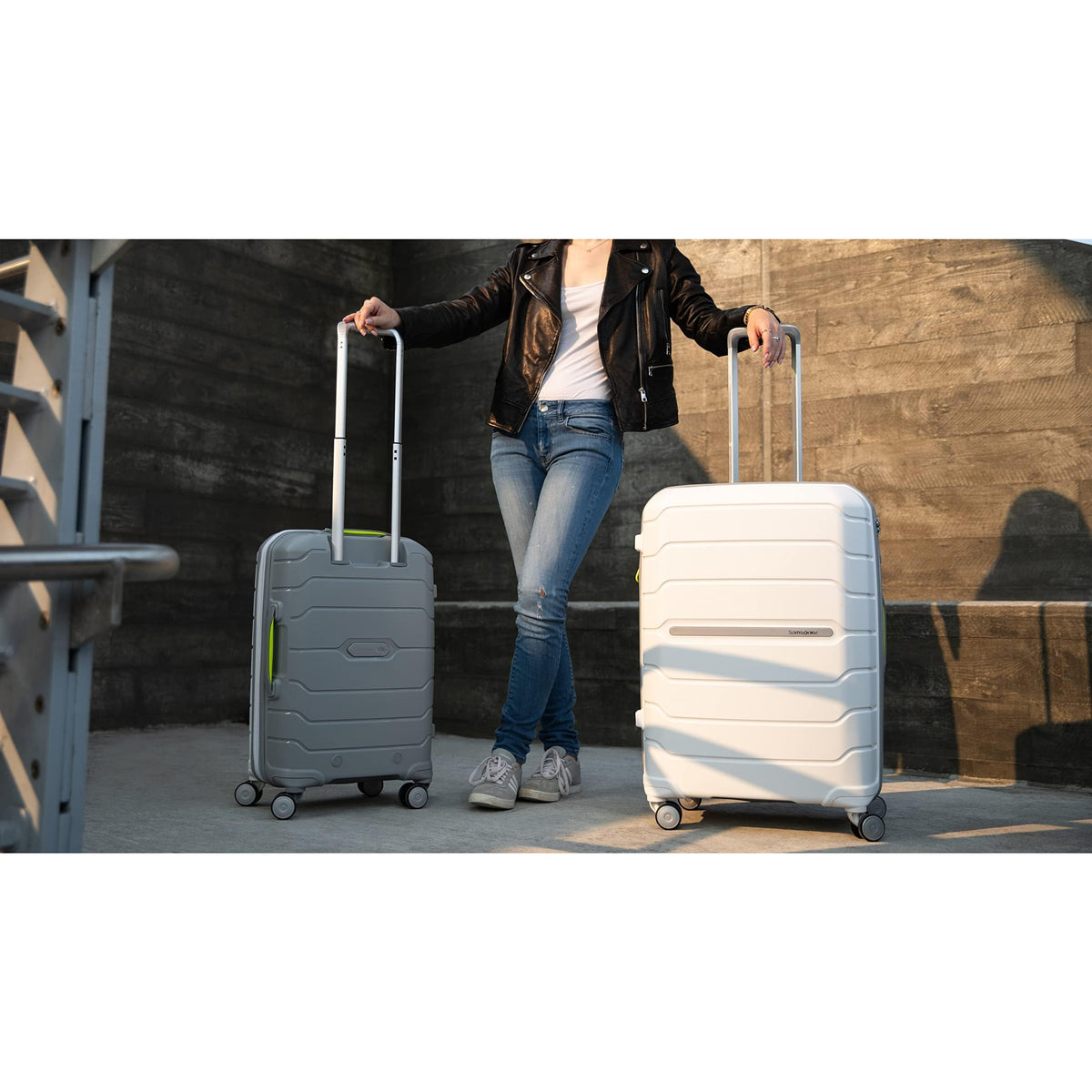 Hardside Carry-On Luggage with Spinner Wheels T328